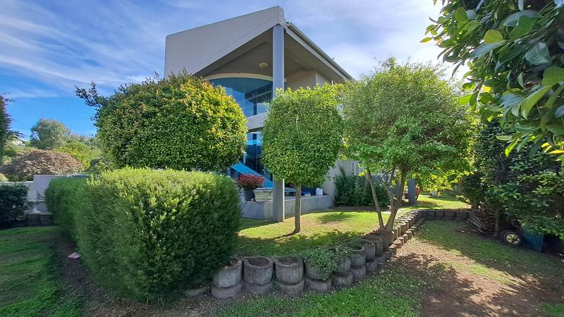 5 Bedroom Property for Sale in Stilbaai Wes Western Cape